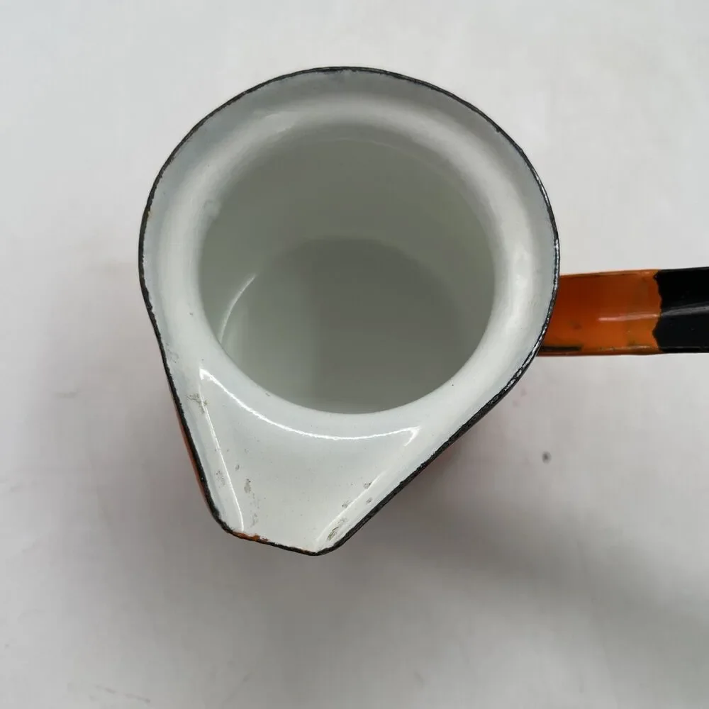 Unbranded lot enamelware